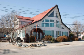  Sunrise Pension  Хвасон
